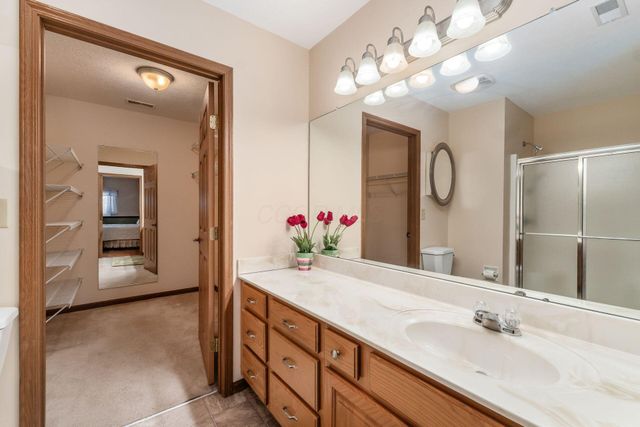 4263 Cobbleton Grove Circle, 1, Canal Winchester, OH 43110