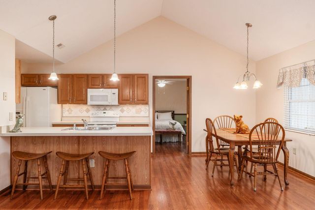 4263 Cobbleton Grove Circle, 1, Canal Winchester, OH 43110