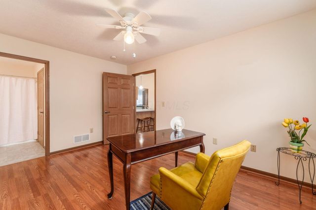 4263 Cobbleton Grove Circle, 1, Canal Winchester, OH 43110