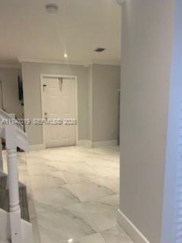 14042 SW 178th St, Miami, FL 33177