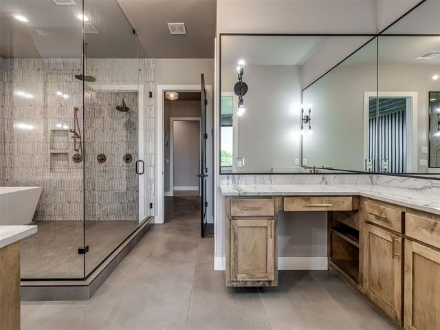2263 W Lake Drive, Blanchard, OK 73010