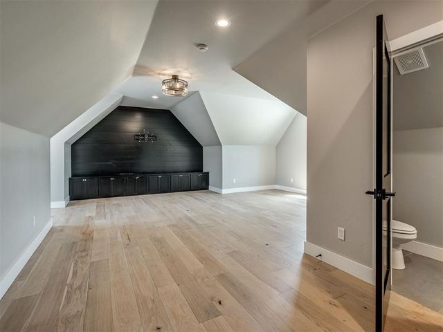 2263 W Lake Drive, Blanchard, OK 73010
