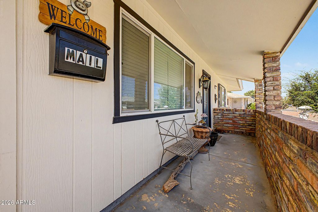 10718 W EL CAPITAN Circle, Sun City, AZ 85351 — photo 4