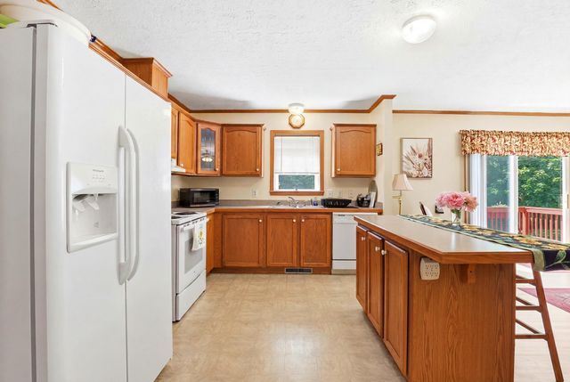 11 Northbrook Drive, Tilton, NH 03276