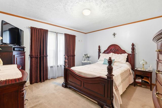 11 Northbrook Drive, Tilton, NH 03276