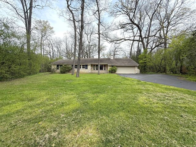 980 Mellody Road, Lake Forest, IL 60045