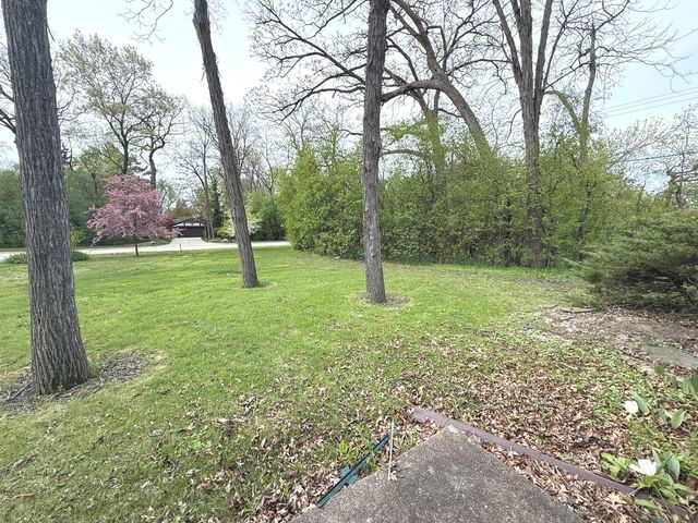 980 Mellody Road, Lake Forest, IL 60045