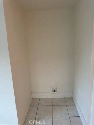 430 Ivy Street, Glendale, CA 91204