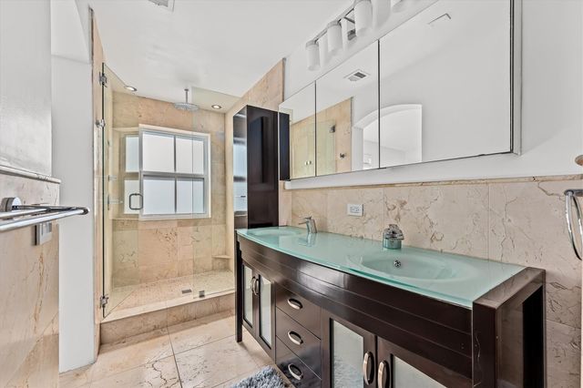 1135 Buttonwood Lane, Hollywood, FL 33019