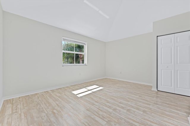 1135 Buttonwood Lane, Hollywood, FL 33019