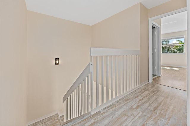 1135 Buttonwood Lane, Hollywood, FL 33019