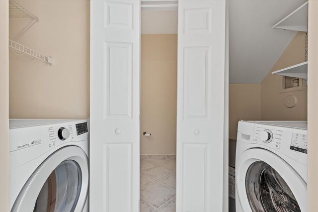 1135 Buttonwood Lane, Hollywood, FL 33019