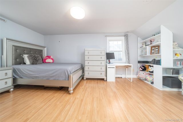 57 Chaffee Avenue, Albertson, NY 11507