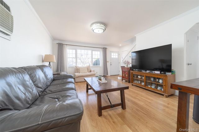 57 Chaffee Avenue, Albertson, NY 11507