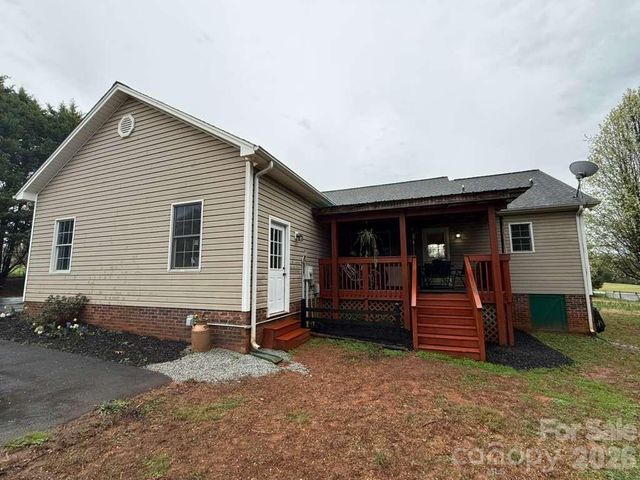 1882 George Brown Road, Crouse, NC 28033