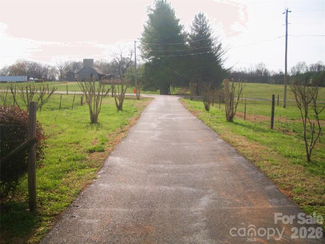 1882 George Brown Road, Crouse, NC 28033