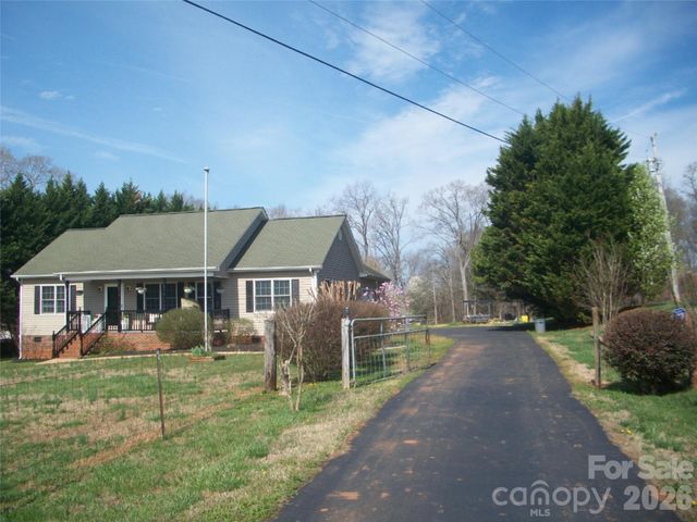 1882 George Brown Road, Crouse, NC 28033
