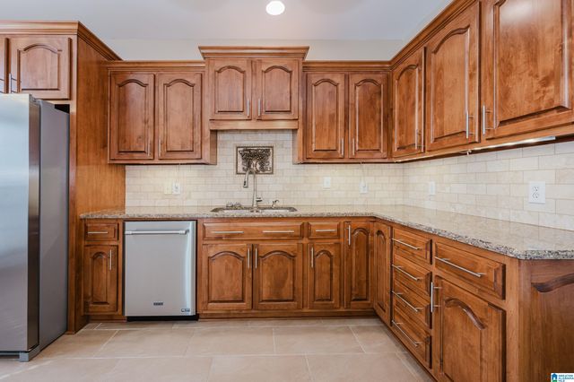 108 HICKORY RIDGE ROAD, Oneonta, AL 35121