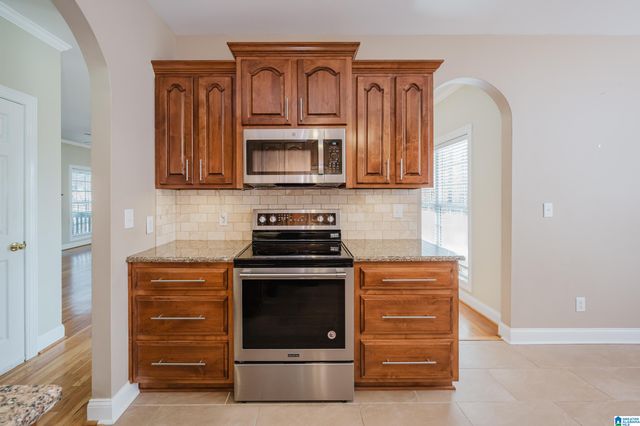 108 HICKORY RIDGE ROAD, Oneonta, AL 35121