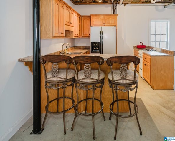 108 HICKORY RIDGE ROAD, Oneonta, AL 35121