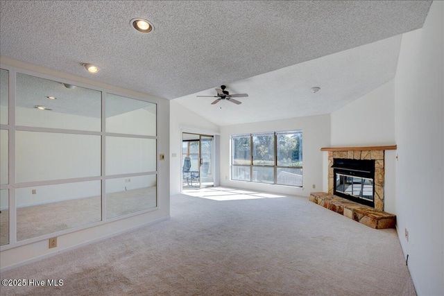 7503 Windward Drive, New Bern, NC 28560