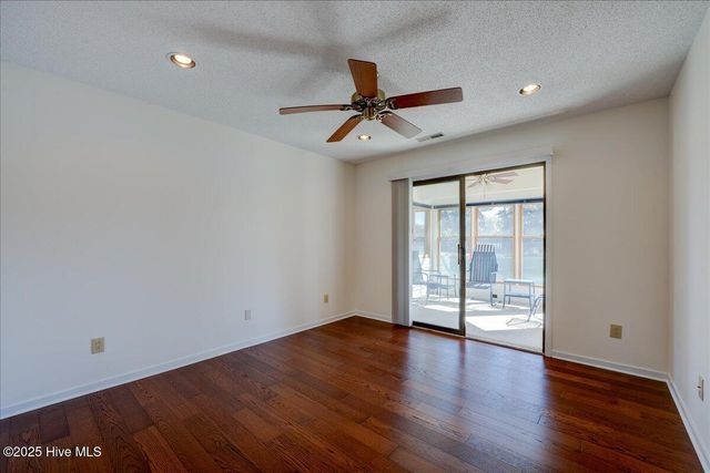 7503 Windward Drive, New Bern, NC 28560