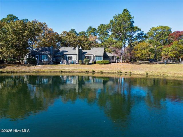 7503 Windward Drive, New Bern, NC 28560