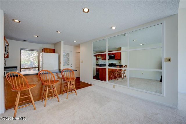 7503 Windward Drive, New Bern, NC 28560