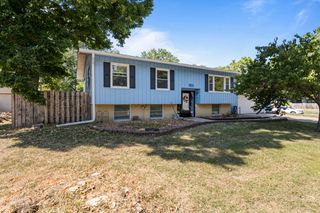 1801 Crescent Drive, Champaign, IL 61821