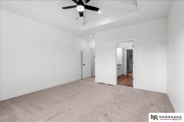 10021 S 180th Avenue Circle, Omaha, NE 68136
