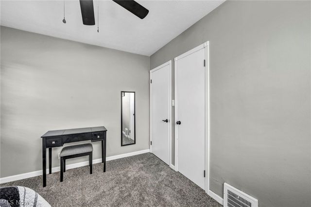 5042 W 5th Street, Independence, OH 44131
