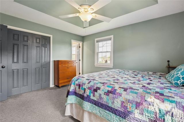 12128 Hollingsworth Road, Kansas City, KS 66109