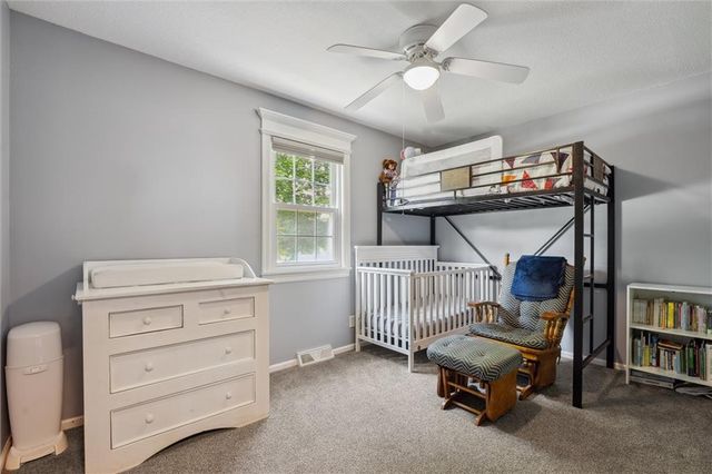 12128 Hollingsworth Road, Kansas City, KS 66109