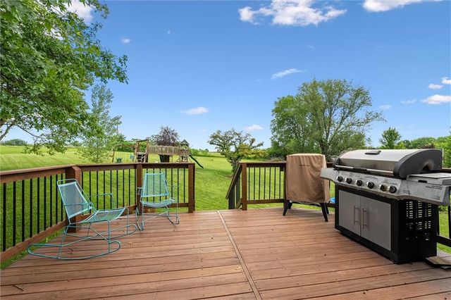 12128 Hollingsworth Road, Kansas City, KS 66109