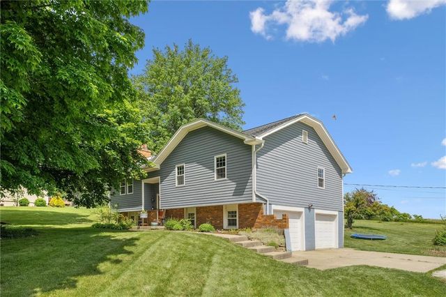 12128 Hollingsworth Road, Kansas City, KS 66109