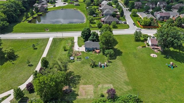12128 Hollingsworth Road, Kansas City, KS 66109