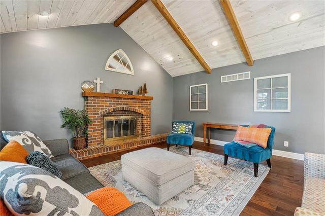 12128 Hollingsworth Road, Kansas City, KS 66109