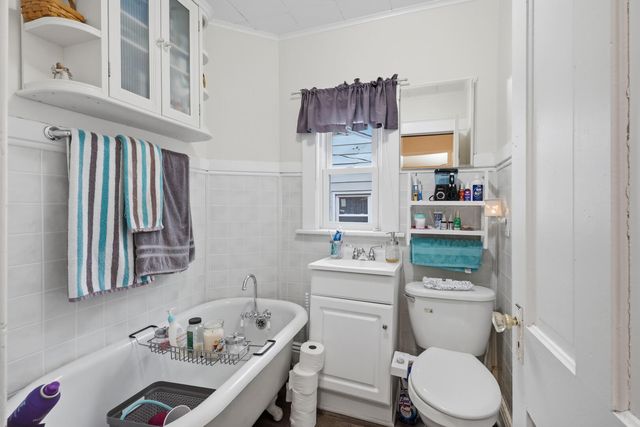 2224 41st Street, Rock Island, IL 61201