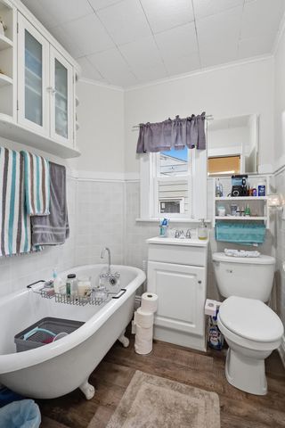 2224 41st Street, Rock Island, IL 61201