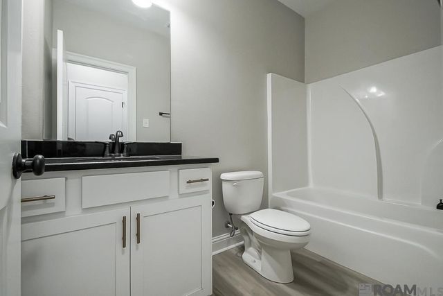 7126 Kenilworth Crossing Ave, Baton Rouge, LA 70810