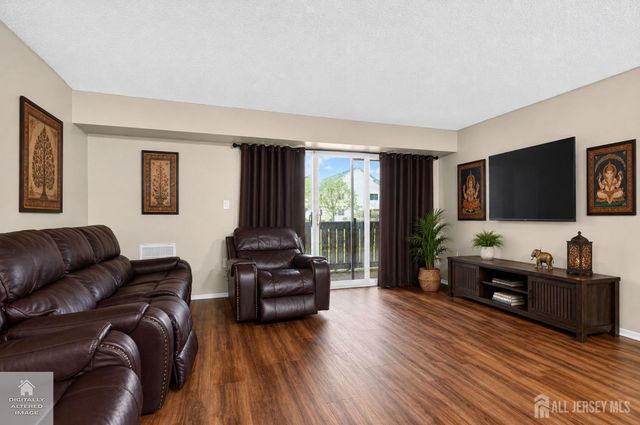619 Aspen Drive, Plainsboro, NJ 08536