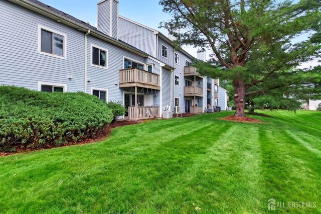 619 Aspen Drive, Plainsboro, NJ 08536