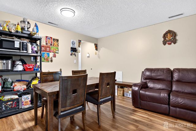 619 Aspen Drive, Plainsboro, NJ 08536