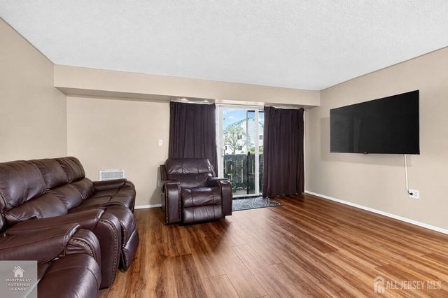 619 Aspen Drive, Plainsboro, NJ 08536