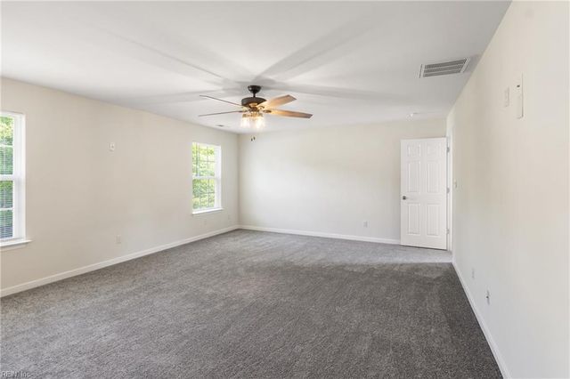 7246 Jeanne DR, Gloucester, VA 23061