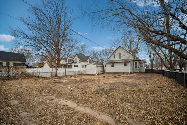 502 W Marion Street, Knoxville, IA 50138