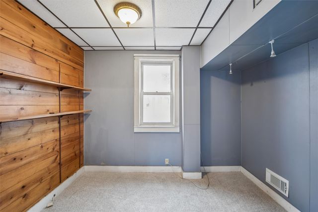 502 W Marion Street, Knoxville, IA 50138