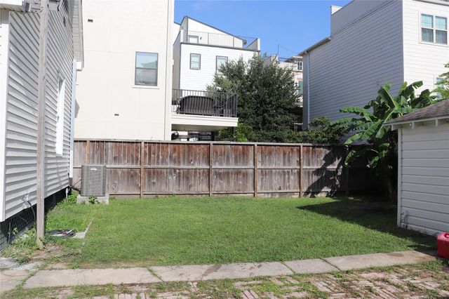 2008 Crockett Street, Houston, TX 77007