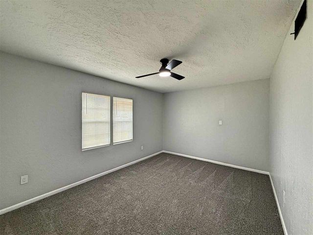 1614 NW 43rd St, Lawton, OK 73505
