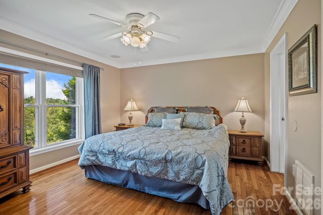 56 Gudger Road, Leicester, NC 28748